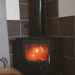 Duplex Con Jardin En Pirineos, Totalmente Equipado * 比利亚努亚