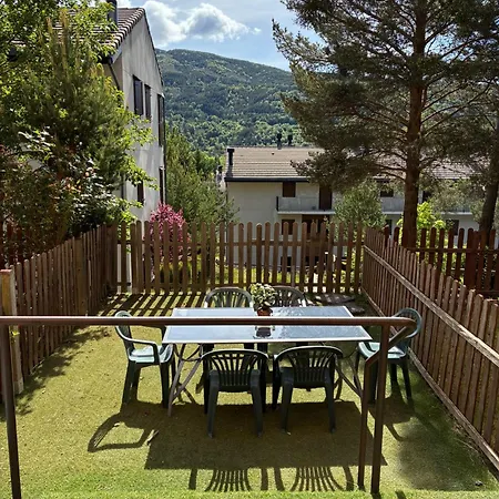 Duplex Con Jardin En Pirineos, Totalmente Equipado * Villanua