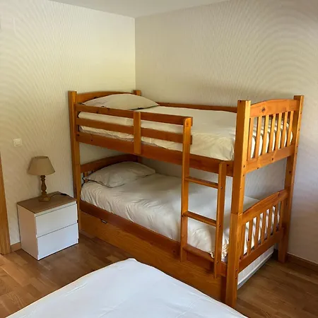 Duplex Con Jardin En Pirineos, Totalmente Equipado Apartment