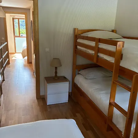 Duplex Con Jardin En Pirineos, Totalmente Equipado Apartment