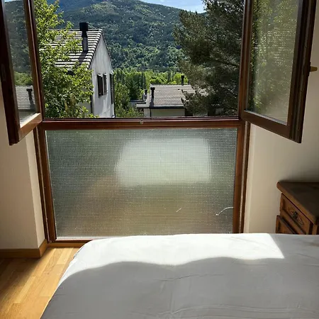 公寓 Duplex Con Jardin En Pirineos, Totalmente Equipado 比利亚努亚